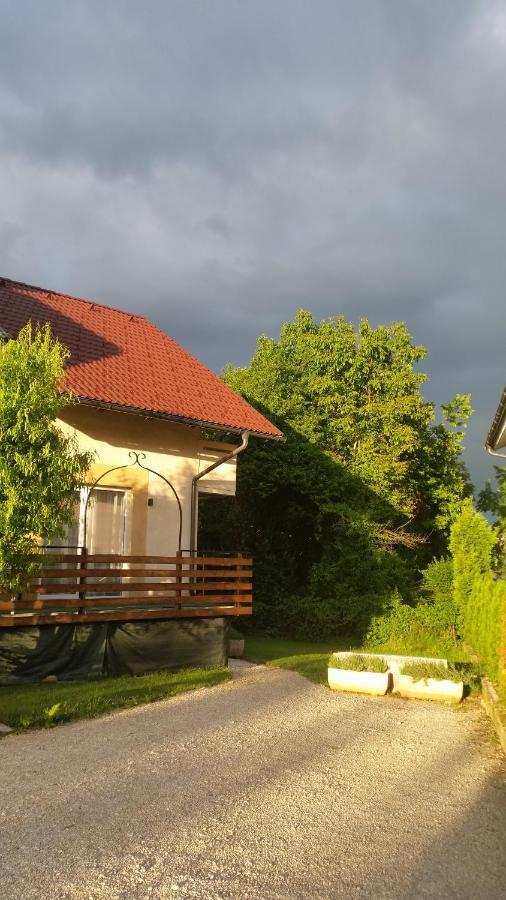 Catalina Lesce-Bled Apartment Lesce  Ngoại thất bức ảnh